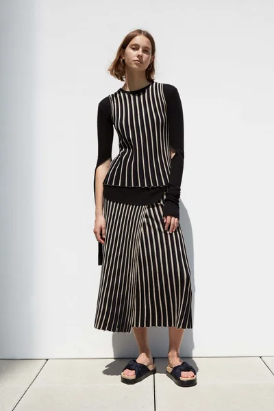 Look 7